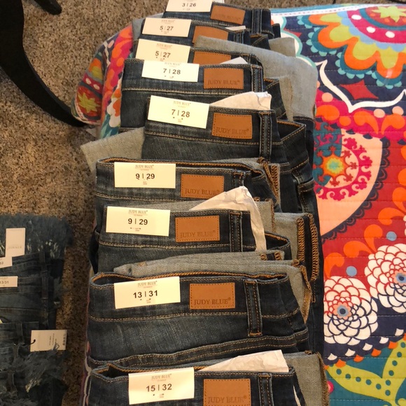 NWT CUFFED JEANS - Picture 4 of 5